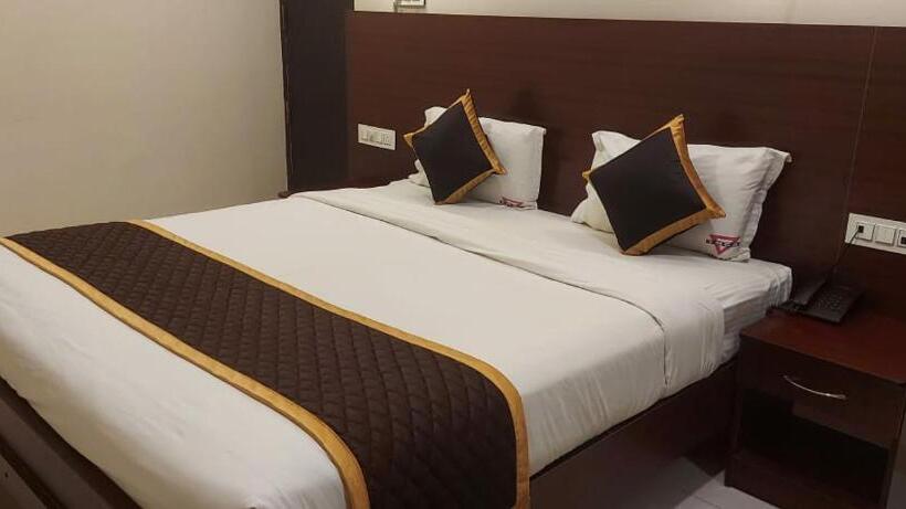 בית מלון כפרי Ymca Program Centre