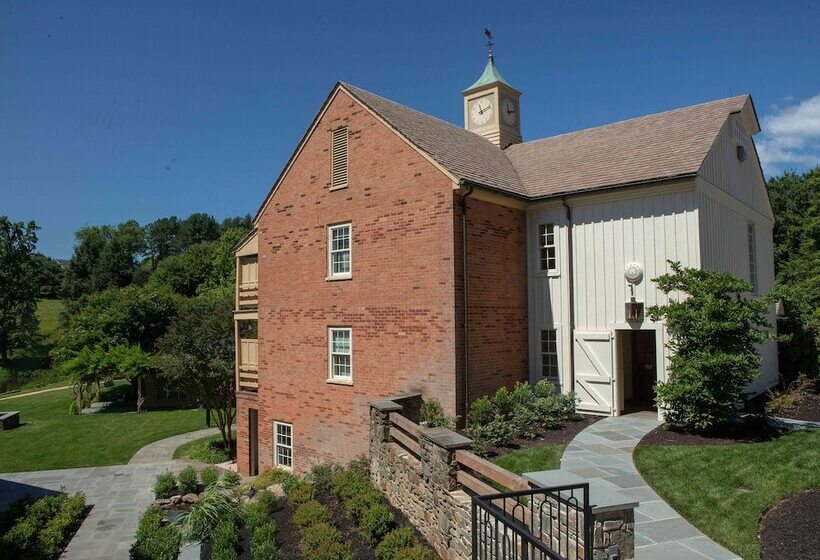 Boar's Head Resort