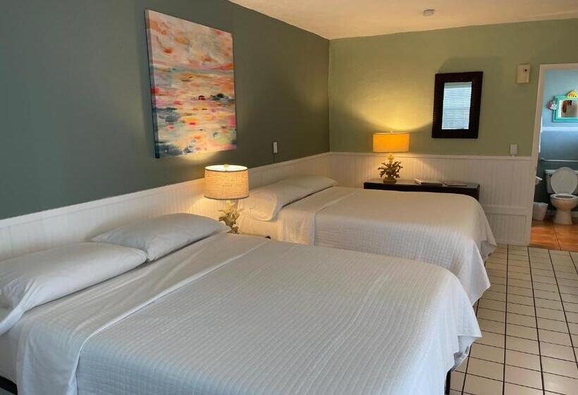 Breezy Palms Resort