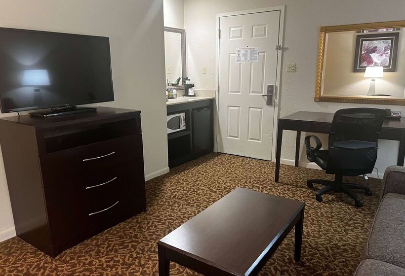 هتل Baymont By Wyndham Houston/westchase