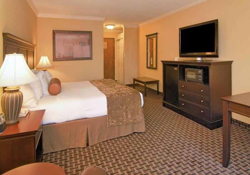 هتل Best Western Plus Southpark Inn & Suites