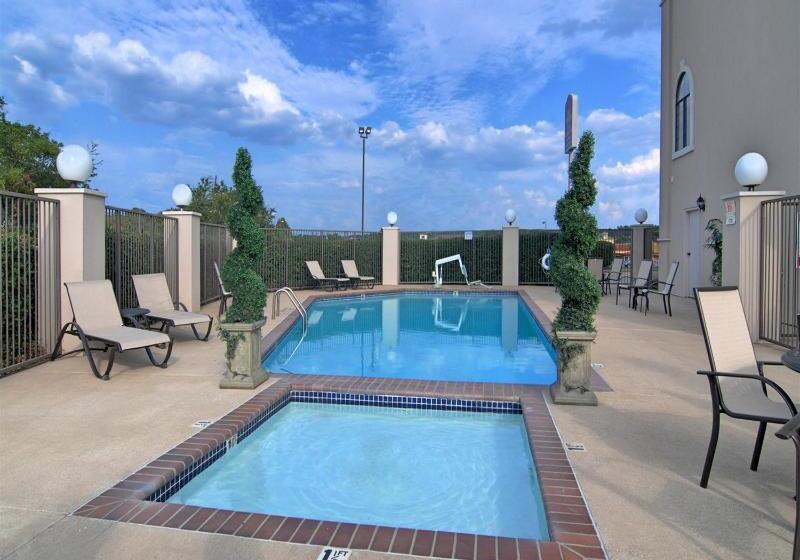هتل Best Western Plus Southpark Inn & Suites