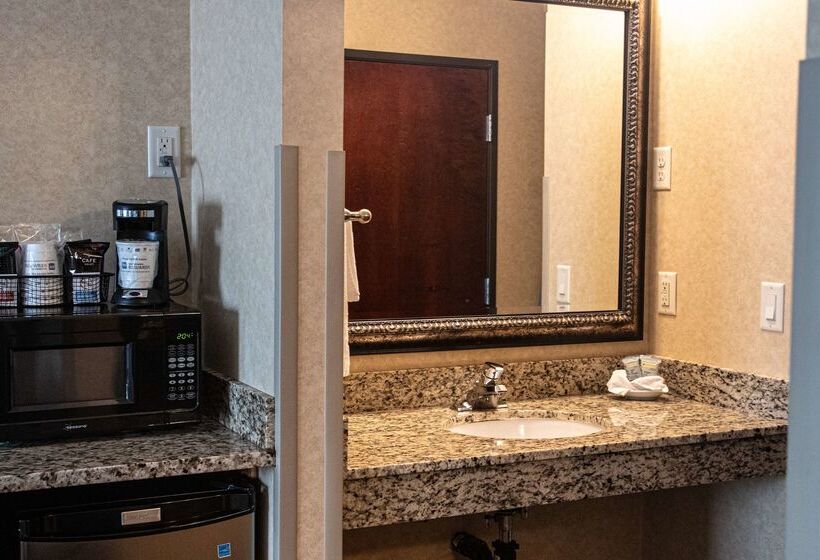 فندق Best Western University Inn And Suites