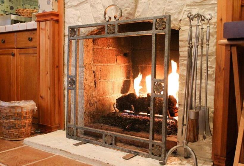 호텔 Briarwood Inn