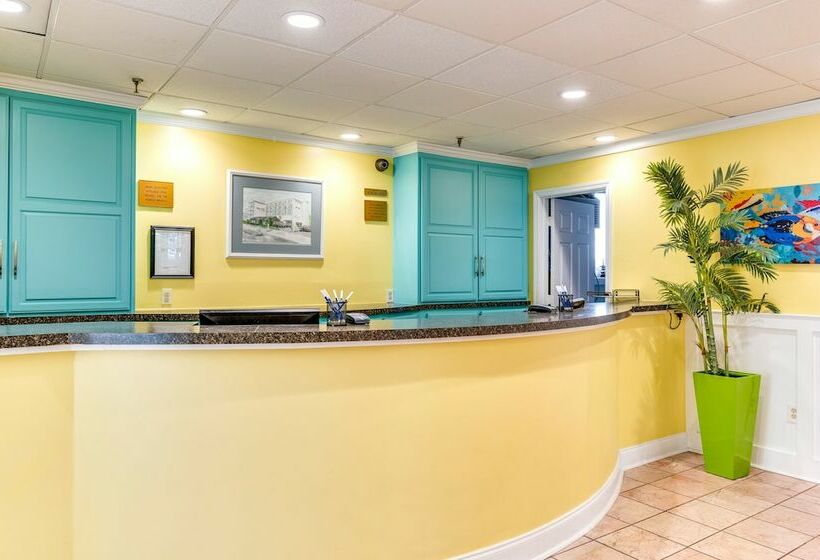 هتل Cayman Suites