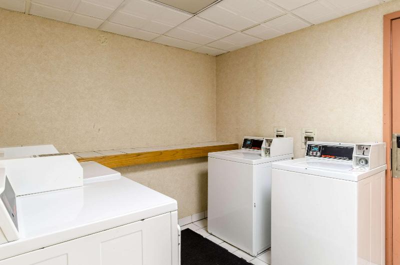 هتل Clarion  And Aqua Lagoon Waterpark