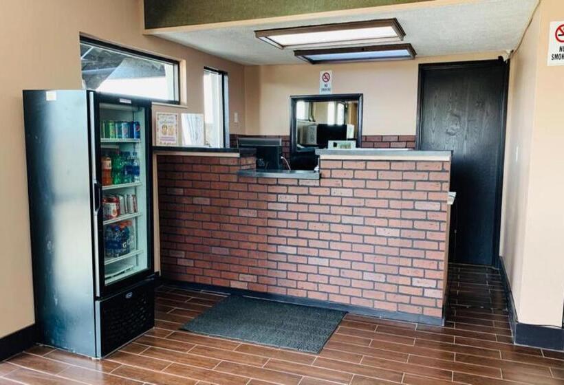 בית מלון כפרי Economy Inn Of Holland