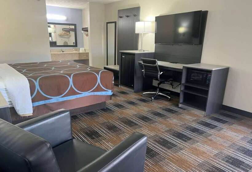 فندق Super 8 By Wyndham Covington