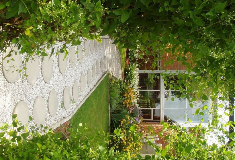 리조트 Best Western Valley Plaza Inn