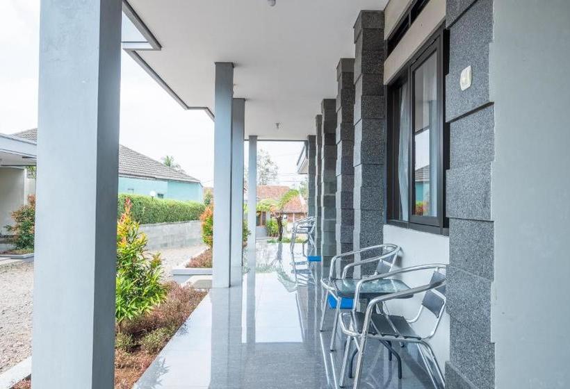 فندق Oyo 1268  Parahyangan
