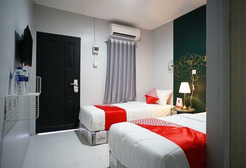 هتل Reddoorz At Sani Guest House Balikpapan