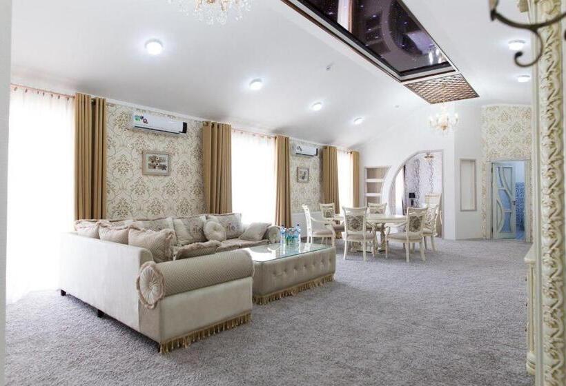 فندق Alexander