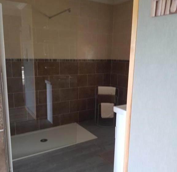 بنسيون Les Escargots Du Mont