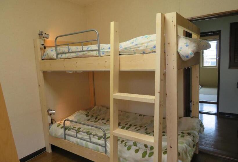 بنسيون Guesthouse Sakamichi Sampo
