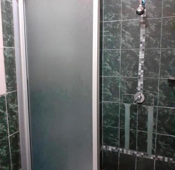 پانسیون Hostal Brilliant