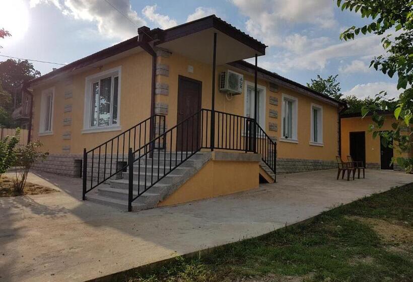 پانسیون Villalia