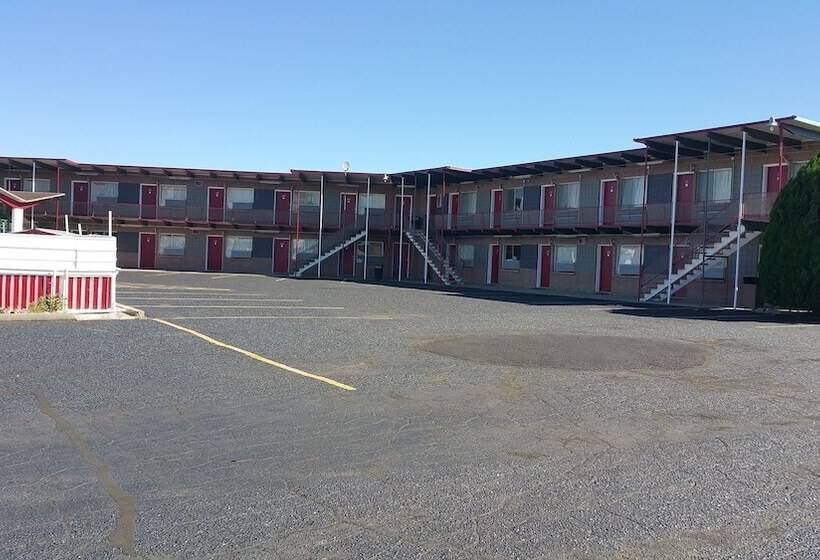 Thunder Bird Motel