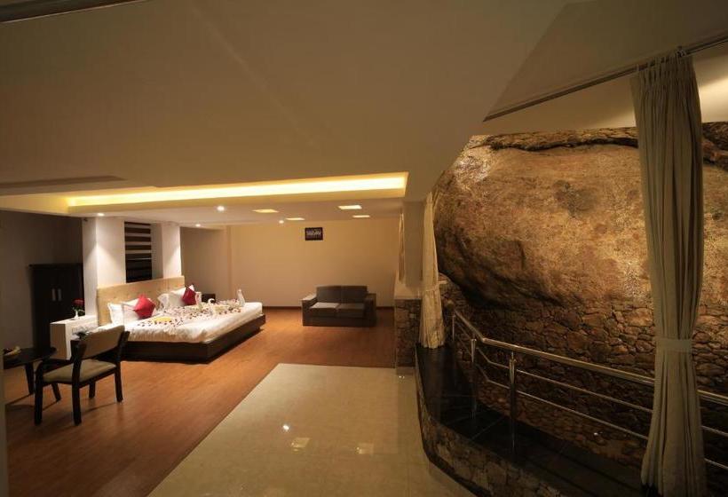 Grand Signature Hotel & Spa