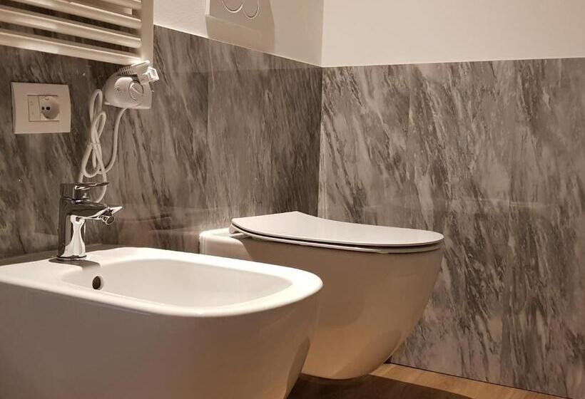 پانسیون De Piante Guest