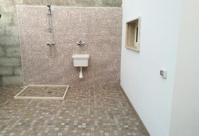 مبيت وإفطار Domus Petrosa