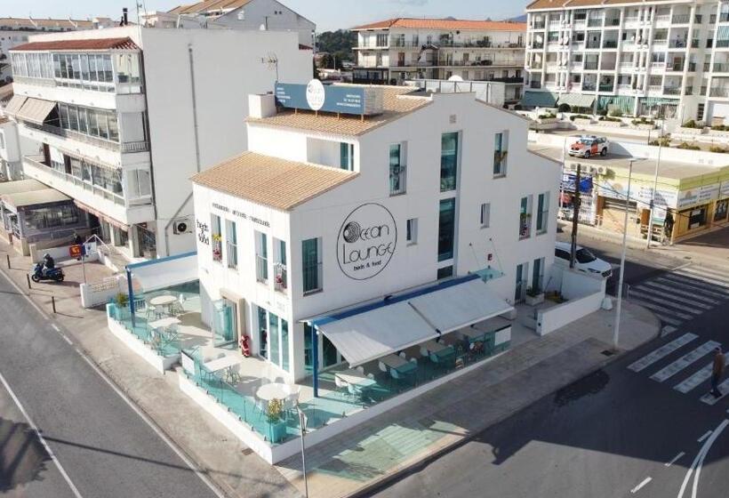 בית מלון כפרי Ocean Lounge