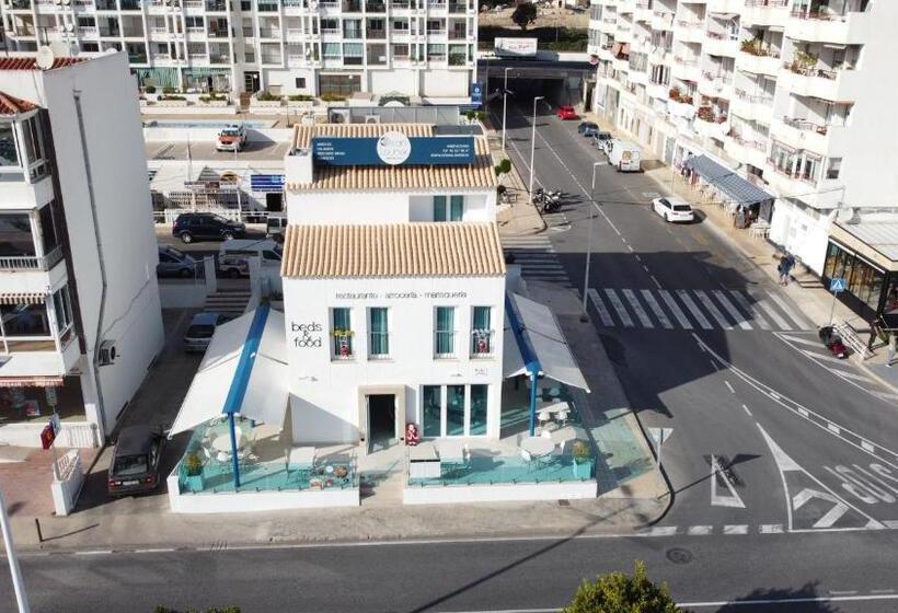 בית מלון כפרי Ocean Lounge