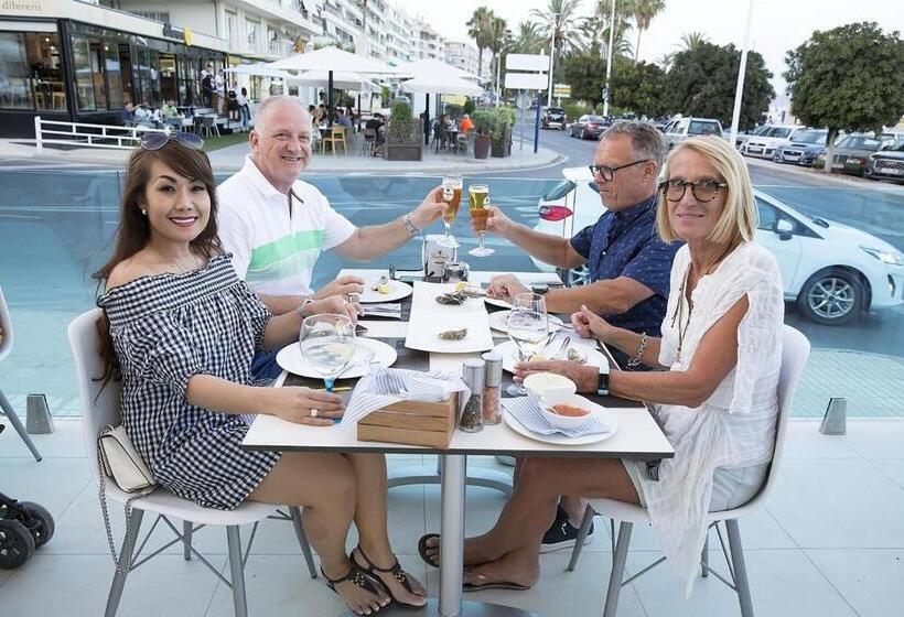 בית מלון כפרי Ocean Lounge