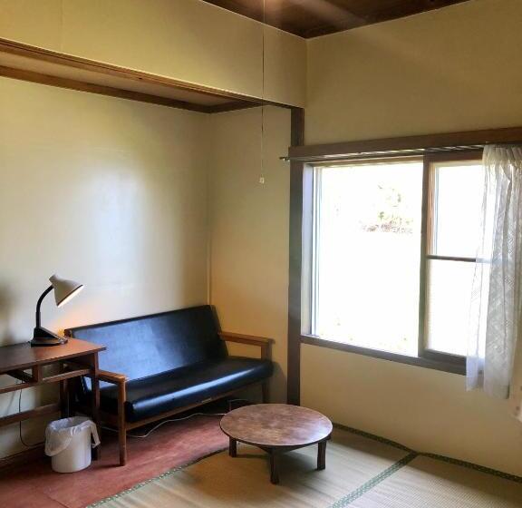 Panzió 自然の中の古民家ゲストハウスちゃいはな庵 Organic County Style Classic House Chaihana An