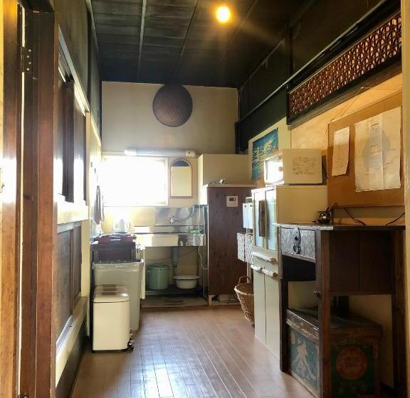 Panzió 自然の中の古民家ゲストハウスちゃいはな庵 Organic County Style Classic House Chaihana An