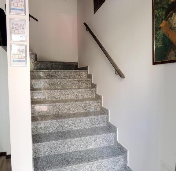 مبيت وإفطار Foresteria Re Artù