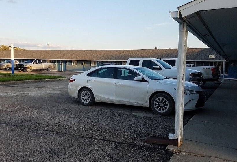 Burr Oak Motel