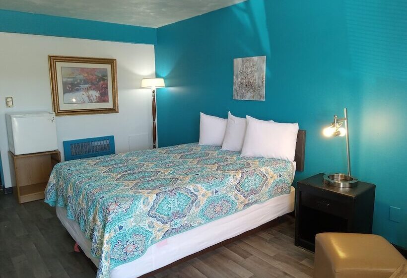 Capri Motel