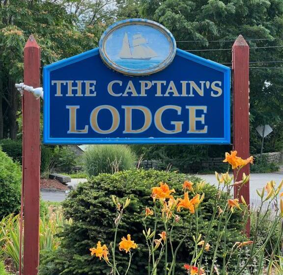 Captain's Lodge Motel
