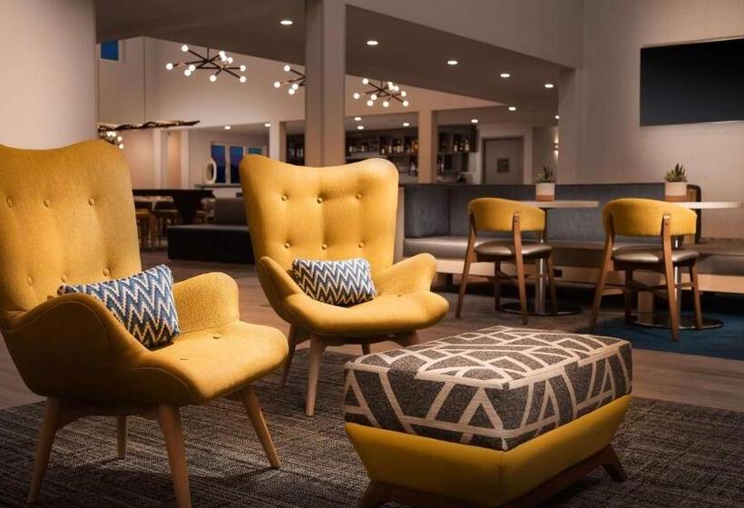 هتل Aiden By Best Western Cape Cod   West Yarmouth