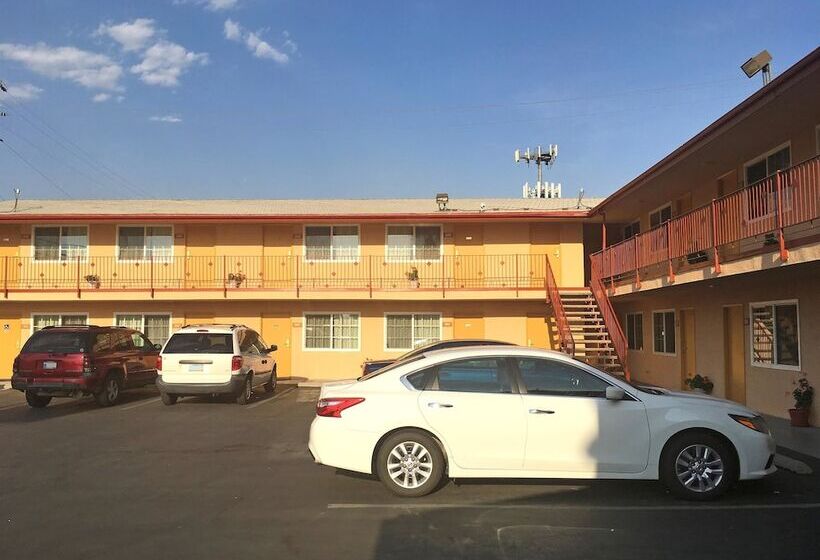 ホテル Americas Best Value Inn Beaumont, Ca