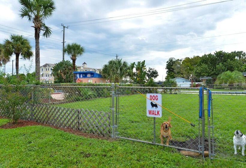فندق Budget Inn Of Okeechobee