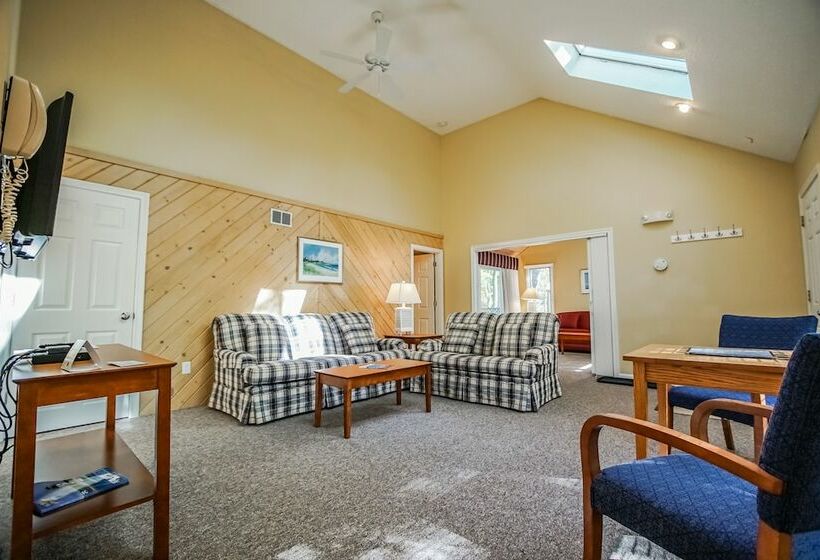 בית מלון כפרי Cape Cod Holiday Estates, A Vri Resort