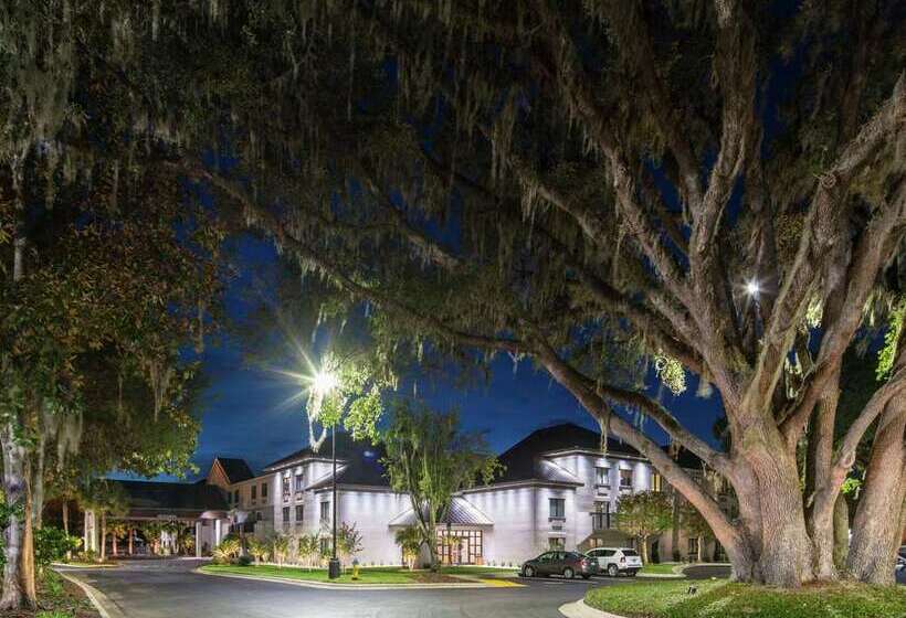 هتل Doubletree By Hilton Gainesville