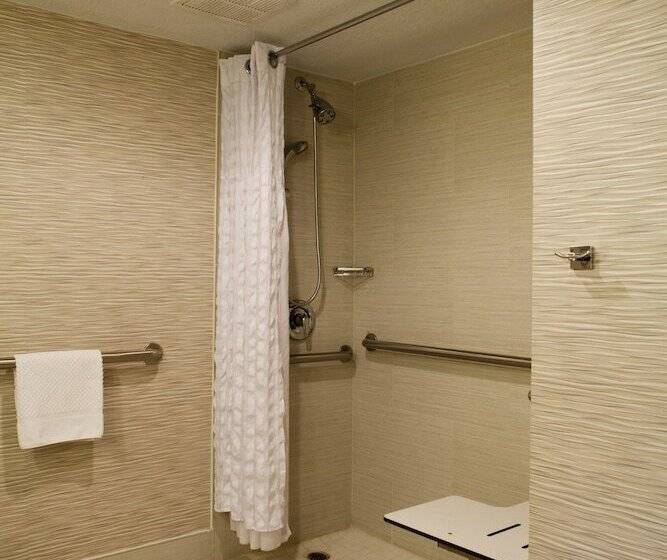 Doubletree By Hilton Hotel Jacksonville Airport