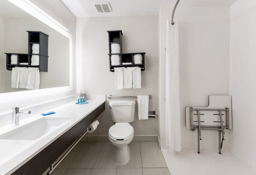 هتل Holiday Inn Express   Columbus Downtown, An Ihg