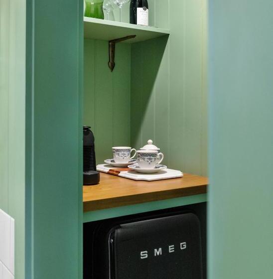 ホテル Le Petit Pali At Ocean Ave