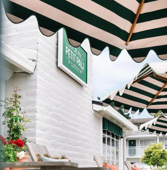 ホテル Le Petit Pali At Ocean Ave