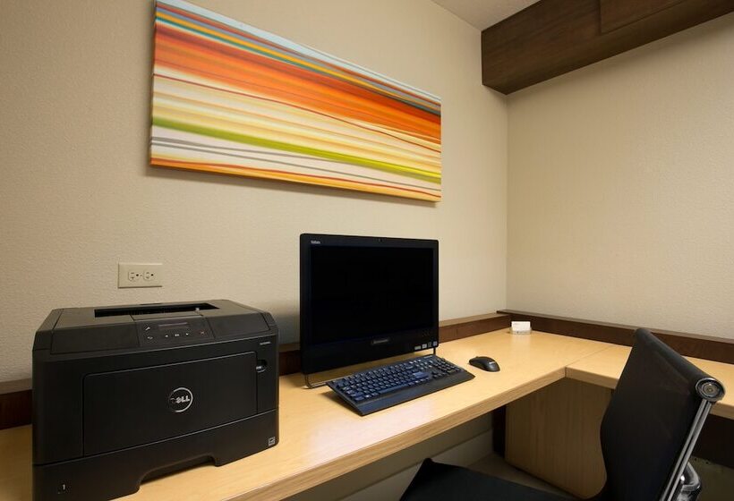 Отель Mainstay Suites Salt Lake City Fort Union