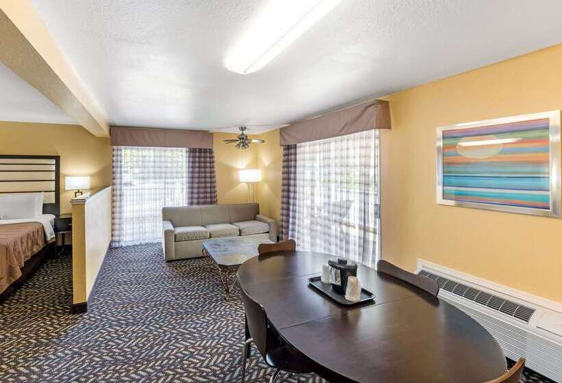 هتل Quality Inn & Suites Capitola By The Sea
