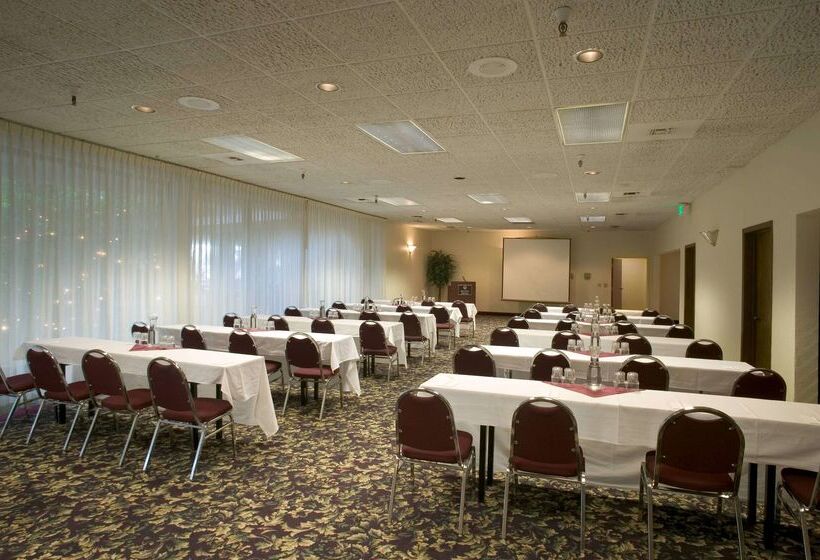 Red Lion Hotel Yakima Center