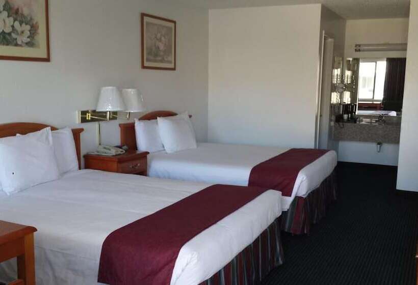 هتل Sagamar Inn