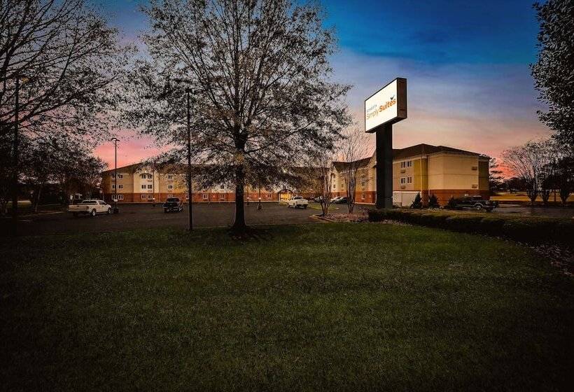 هتل Sonesta Simply Suites Huntsville Research Park