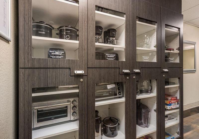 هتل Sonesta Simply Suites Huntsville Research Park