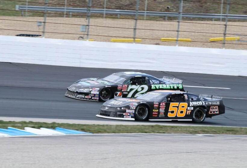 فندق The Centennial