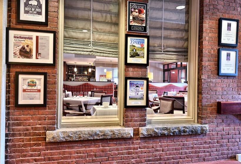 فندق The Centennial